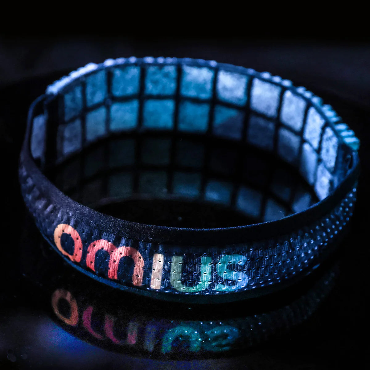 Diadema con 20 piezas de enfriamiento/ Headband with 20 colling pieces - Omius